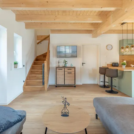 Huus Ipernboom Dom wakacyjny Kating