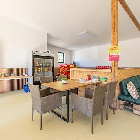 Huus Ipernboom Feriehus Kating